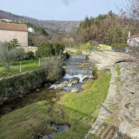ヴィラ Casa Da Ana - Castelo Novo, Historic Village Fundão